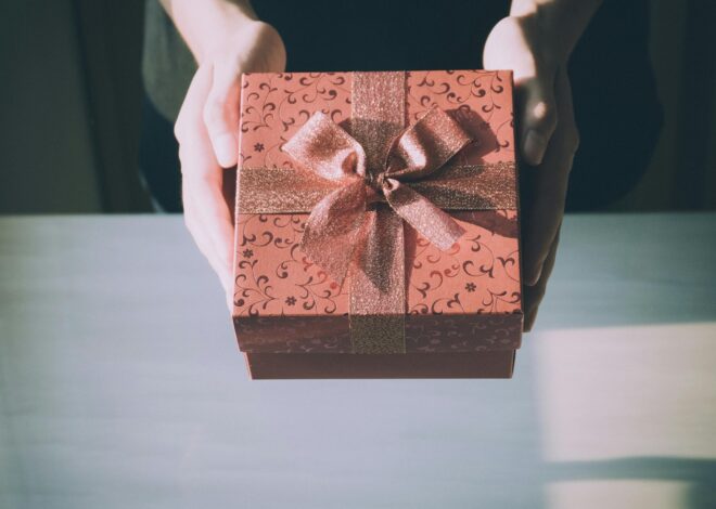 Festive Cheer on a Budget: Creative Budget Gift Ideas for Everyone